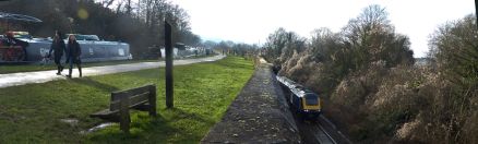 canal_and_railway_2.jpg