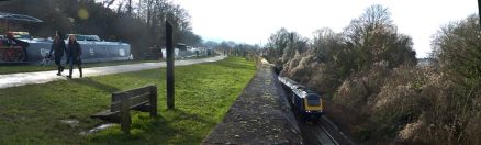 canal_and_railway_2~0.jpg