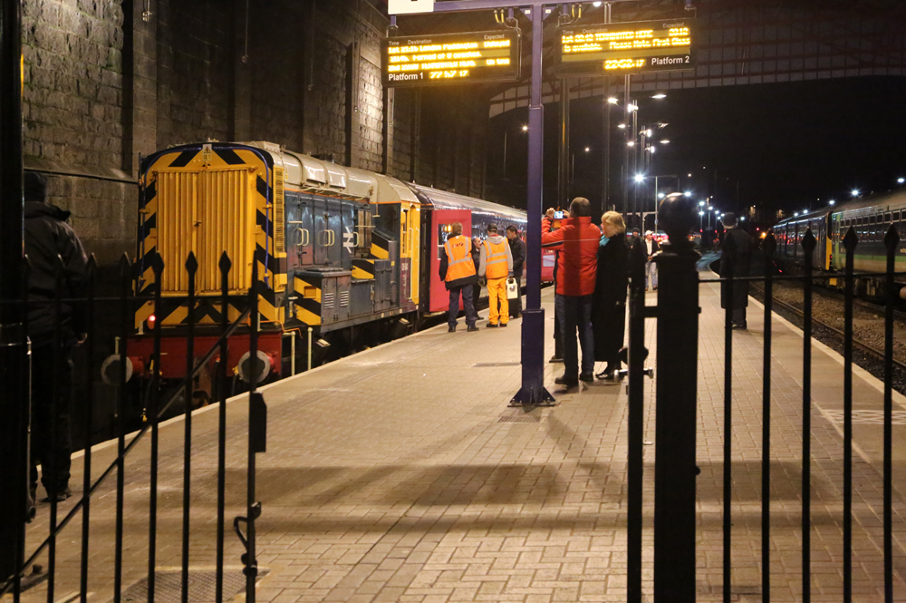 Unaccustomed Limelight
08.641 on arrival back at Penzance at 23.00 with the 21.15 Night Riviera sleeper, after the train's Northern Belle-liveried 57 had failed after less than a mile, blocking the level crossing at Long Rock for 90 minutes
