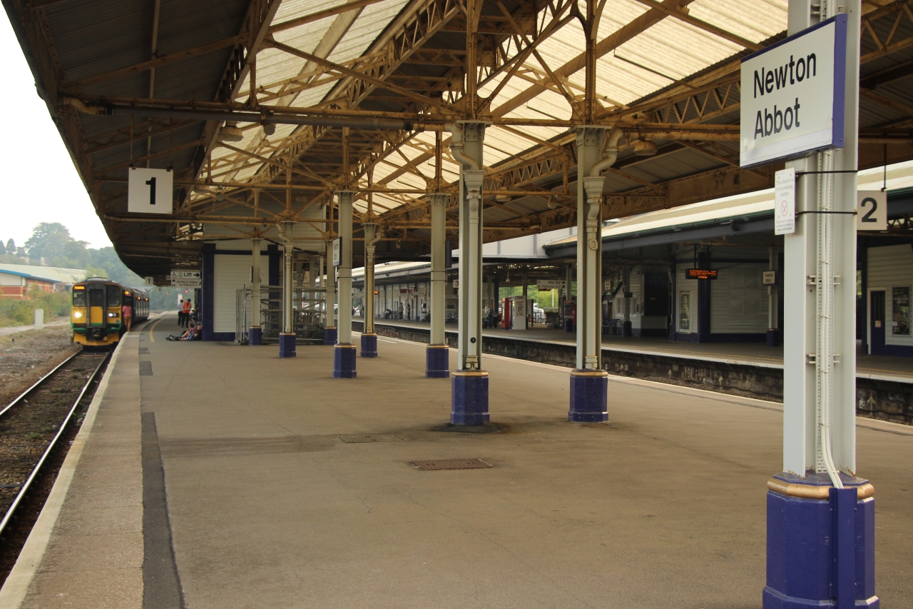 Columns - Newton Abbot
153325 standing at Newton Abbot at the front of a train to Exeter and beyond (I think, but happy to be corrected)
Keywords: Newton Abbot